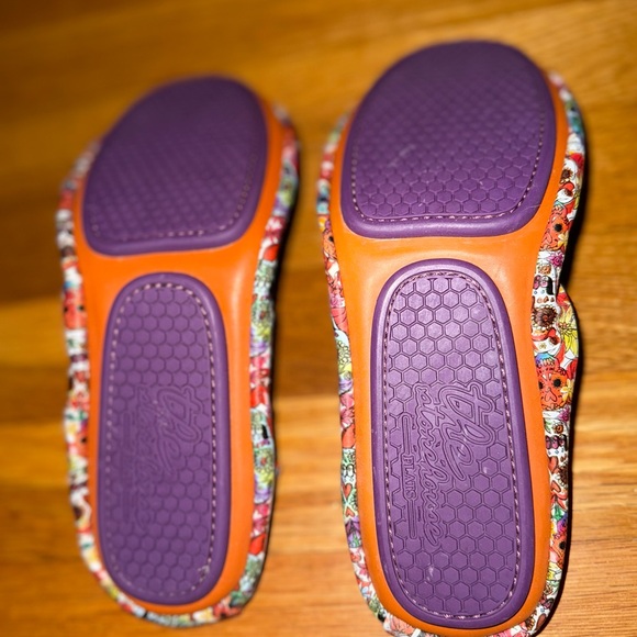Colorful Skull Patterned Flats - Picture 6 of 6